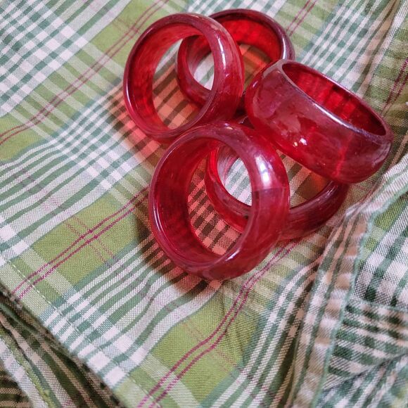 Primitive Holiday table runner, cloth napkins, and glass napkin rings - Picture 2 of 5